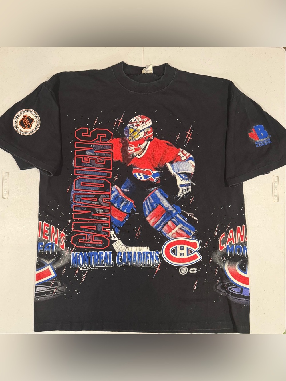Vintage 90’s Bulletin Athletic Montreal Canadiens NHL Hockey t shirt size XL